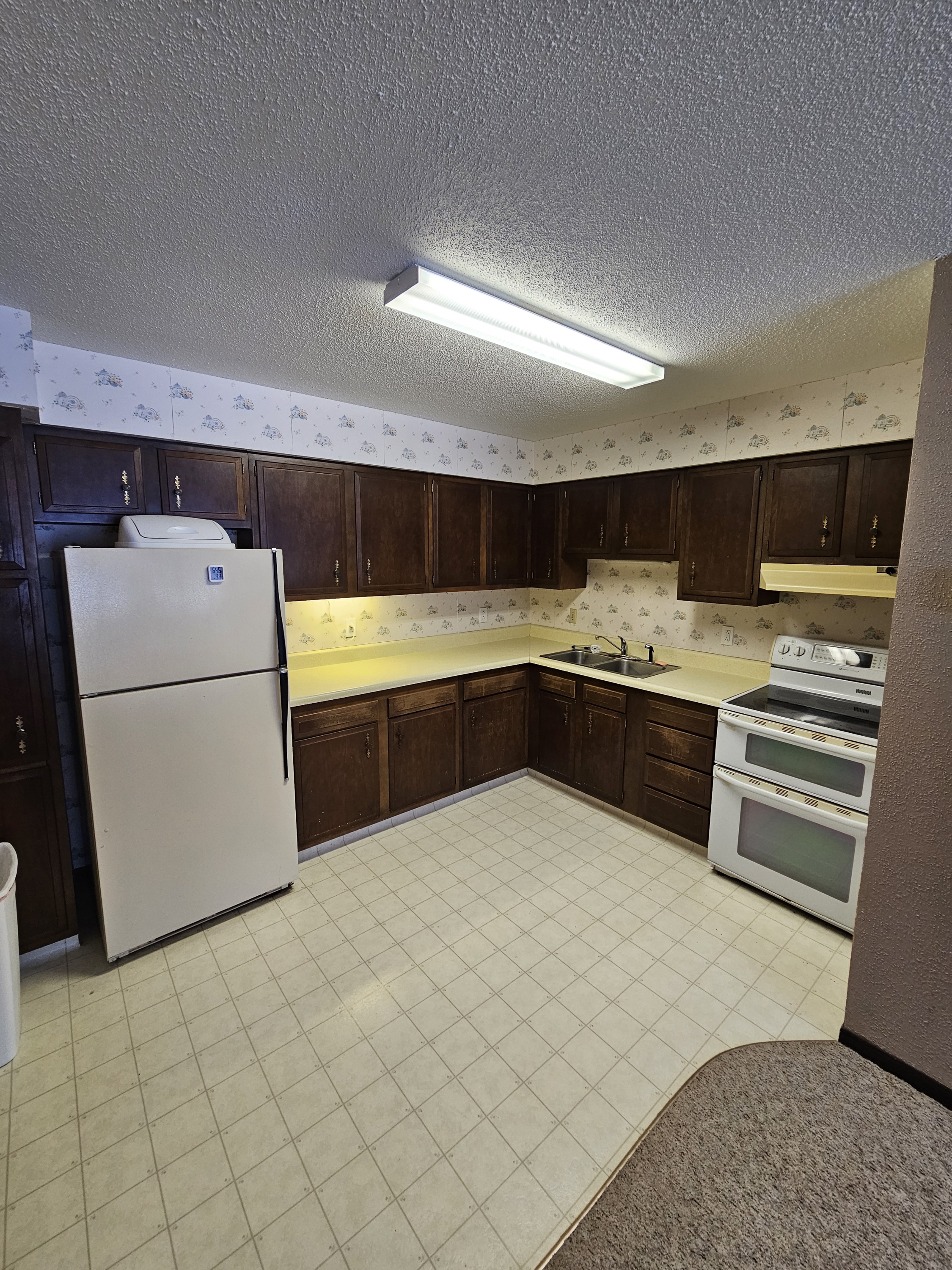 407 Madison Street South - 4