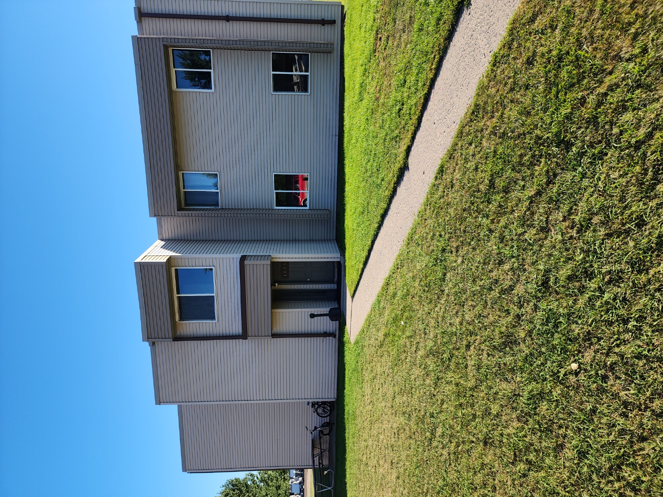 1027 Railroad Ave East, 203